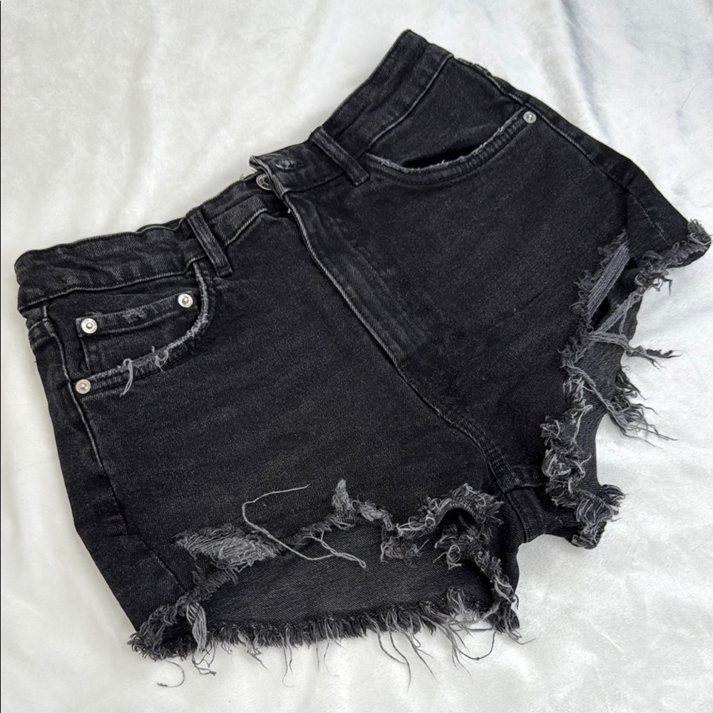 ZARA Women’s Distressed Black Denim Shorts  Size 6